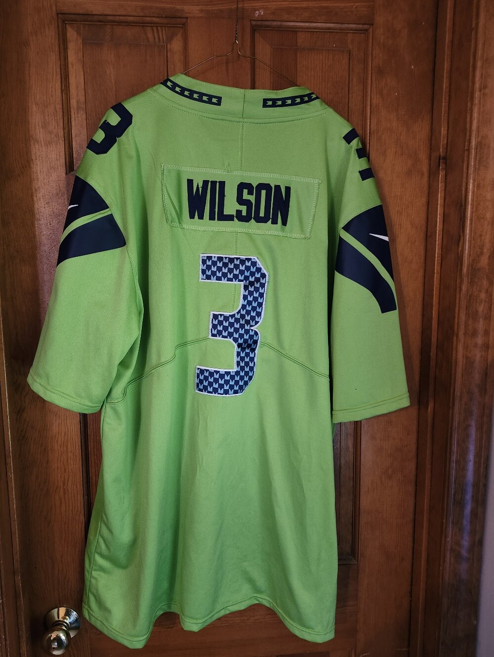 Nike Men’s Seattle Seahawks #3 Lime Green and Navy Jersey - Picture 3 of 3